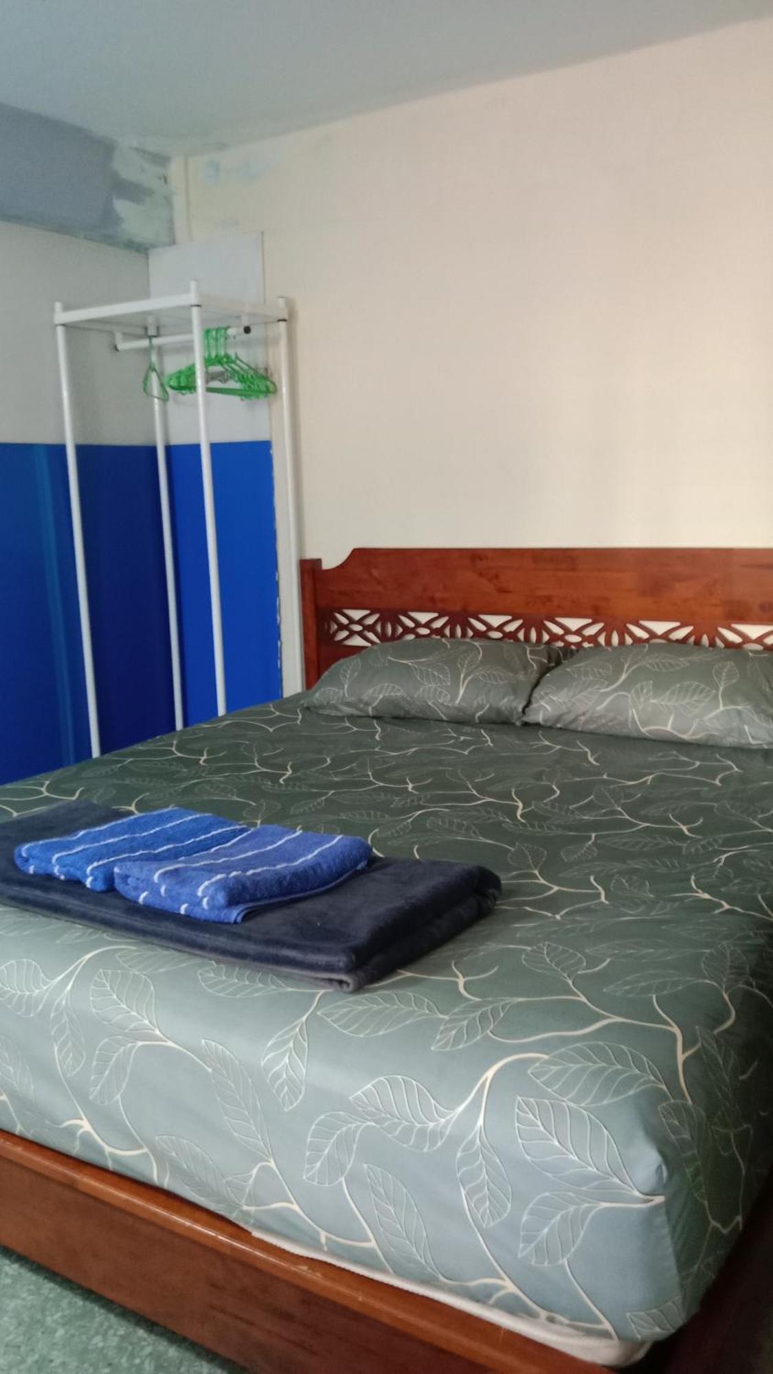 Banphe​ Hostel Номер фото