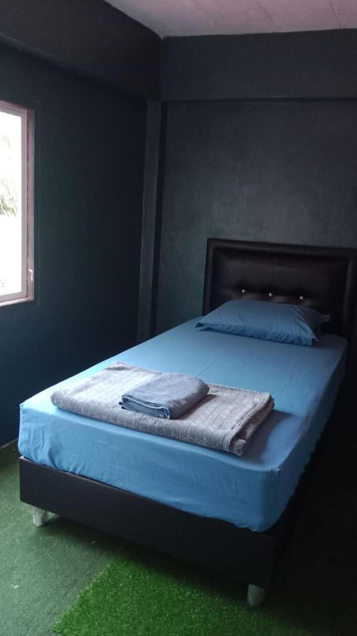 Banphe​ Hostel Номер фото